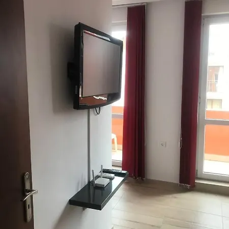 A Tiny Flat Slantchev Briag